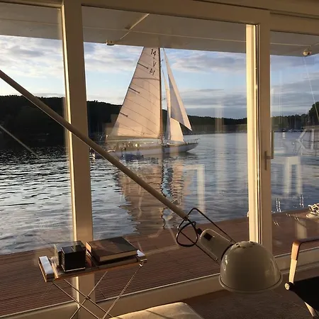 Botel Hausboot Grunewald Berlim